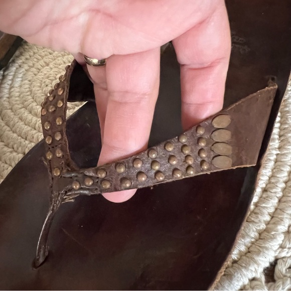 Calleen Cordero Brown Studded Thong Sandals Size 11 - Picture 12 of 12